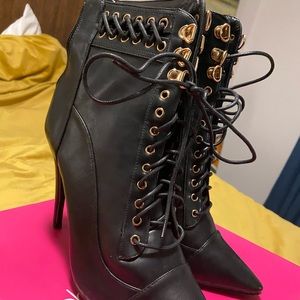 ShoeDazzle booties